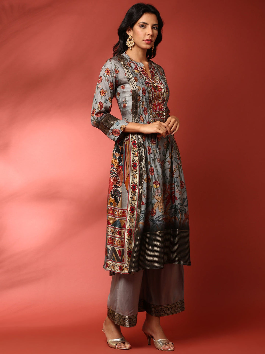 Neerus Grey silk printed Kalamkari suit set - side view