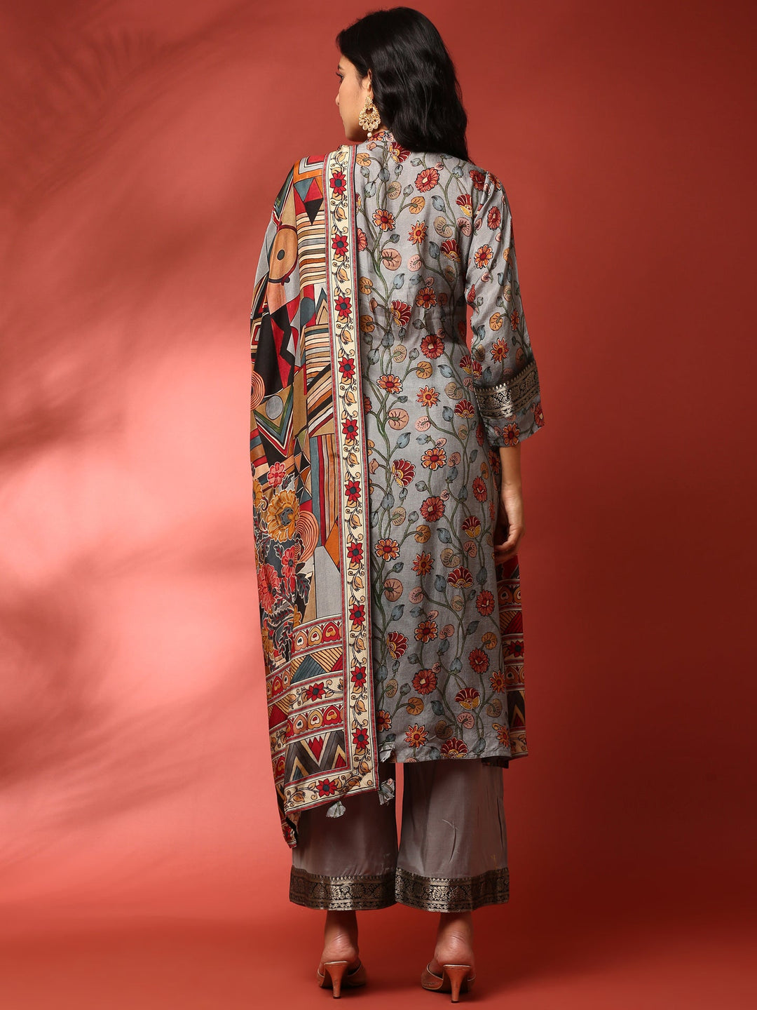 Neerus Grey silk printed Kalamkari suit set - detail view 1