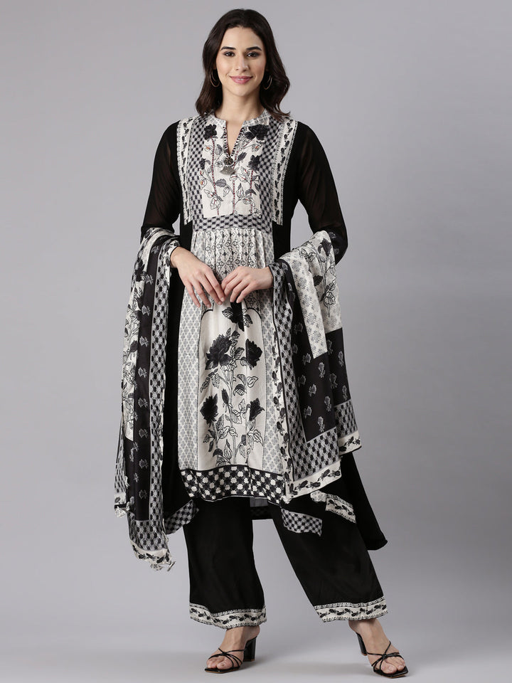 Neerus Black georgette printed suit set - front view