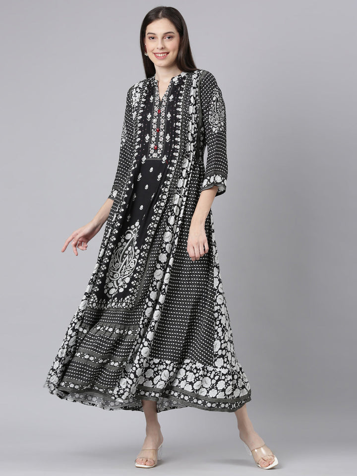 Neerus Black Curved Casual Floral Dresses.