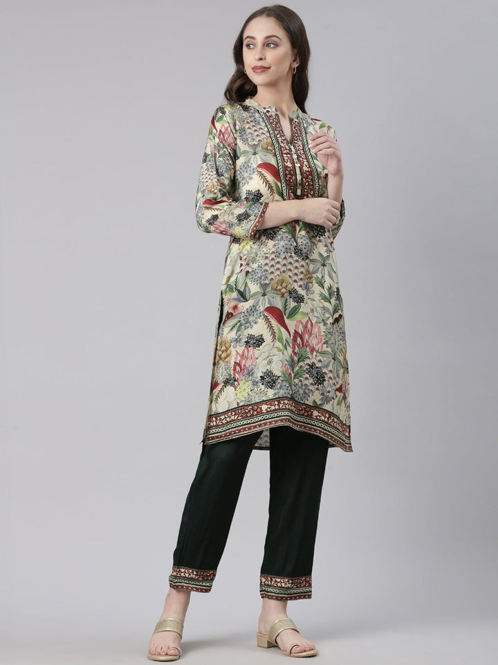 Neerus Green Printed Straight Kurta and Trousers