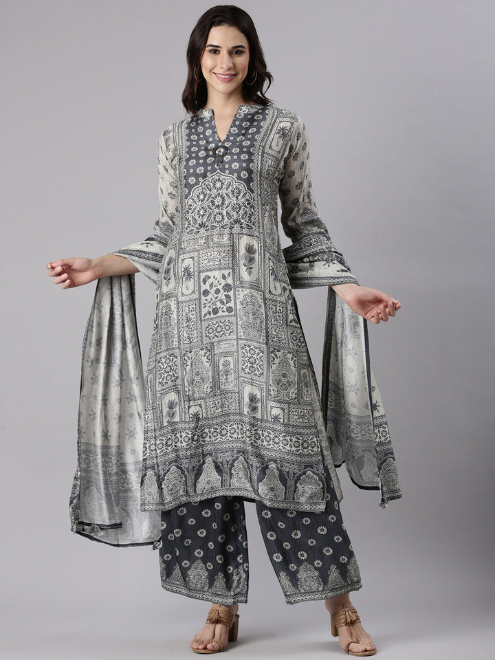 Gray Muslin Printed Three Piece Set