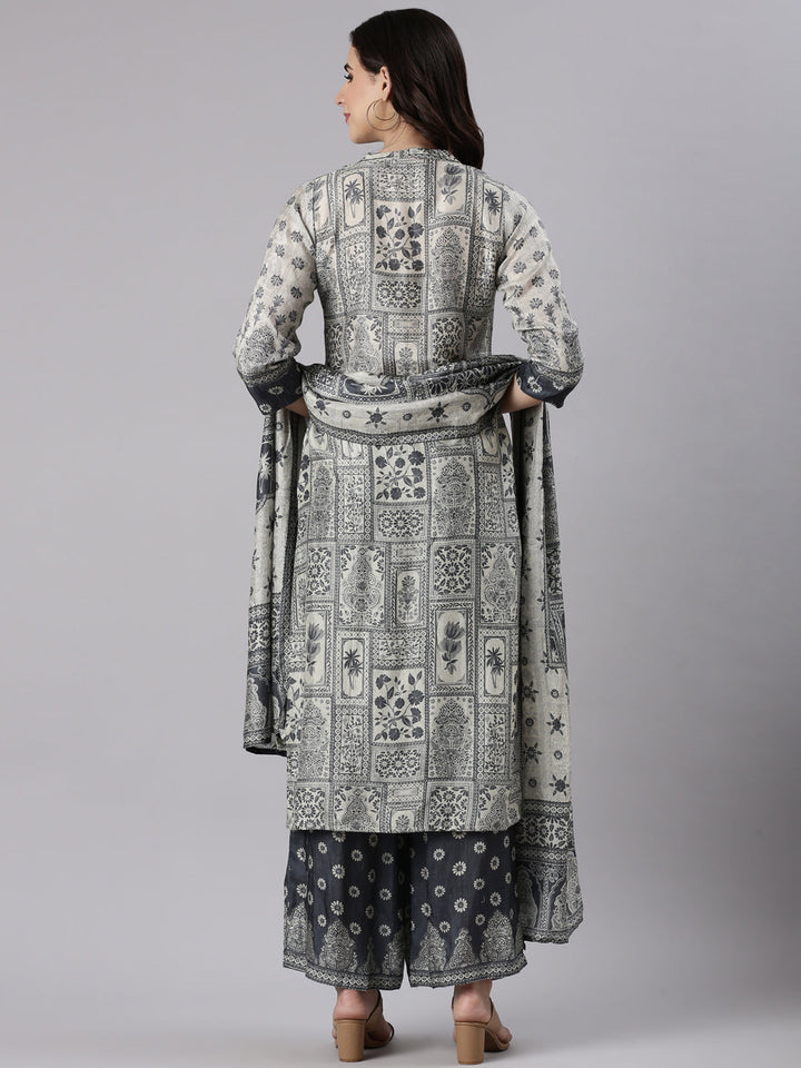 Gray Muslin Printed Three Piece Set