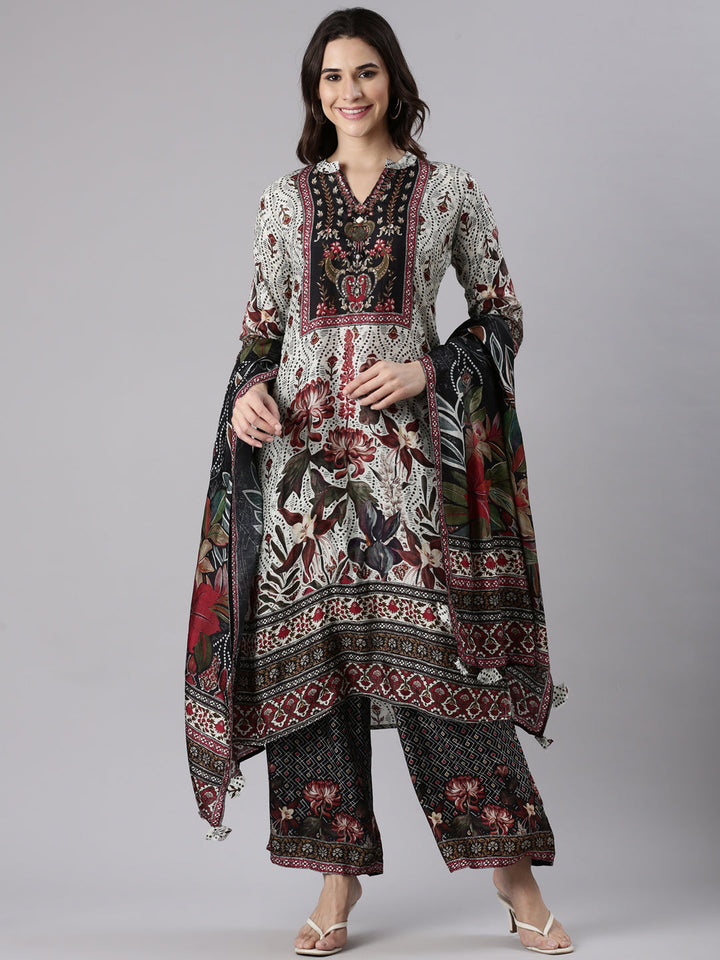 Off White Muslin Printed Three Piece Set