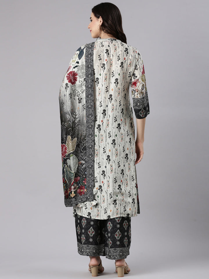 Off White Muslin Printed Three Piece Set