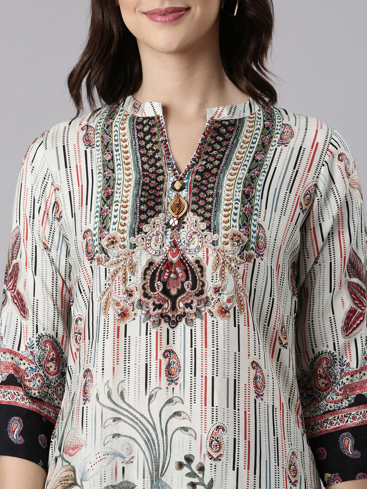 Off White Muslin Printed Three Piece Set