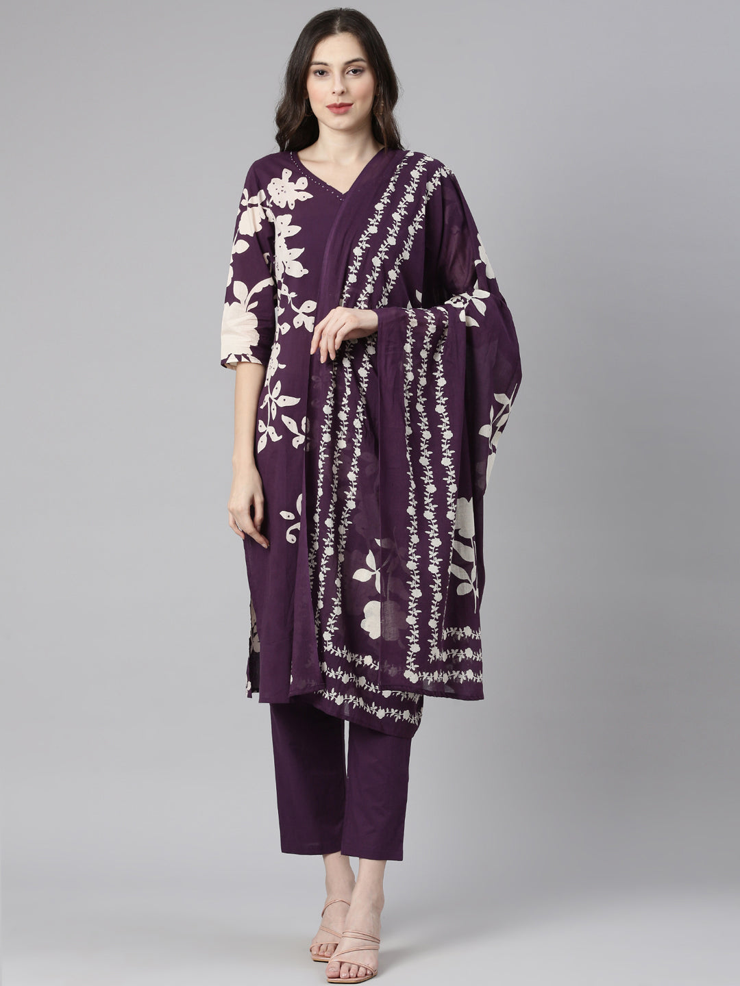 Neerus Purple cotton printed suit set - front view