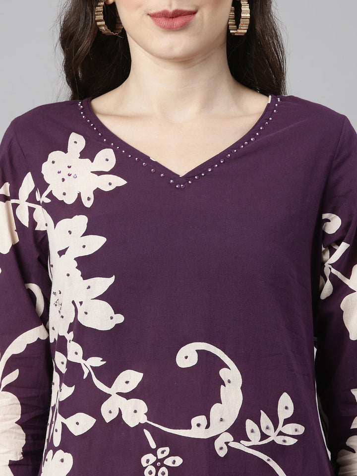 Neerus Purple cotton printed suit set - detail view 1