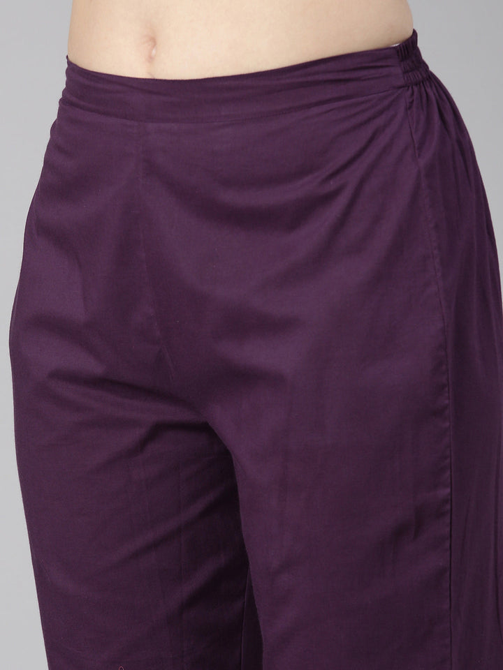 Neerus Purple cotton printed suit set - detail view 3