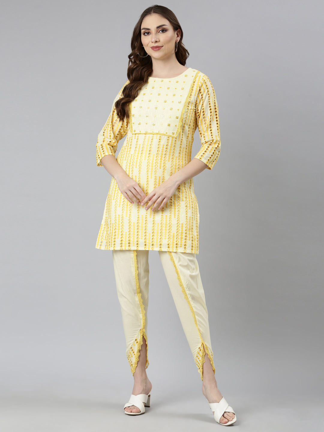 Neerus Yellow cotton printed kurta set - detail view 1