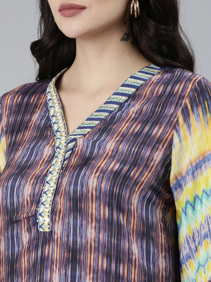Neerus Blue muslin printed kurta set with trousers and dupatta - detail view 1