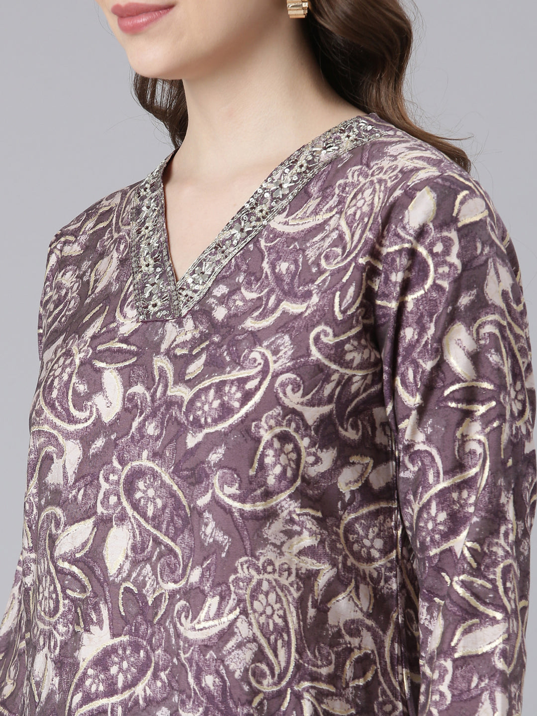 Neerus Purple printed paisley suit set - detail view 2