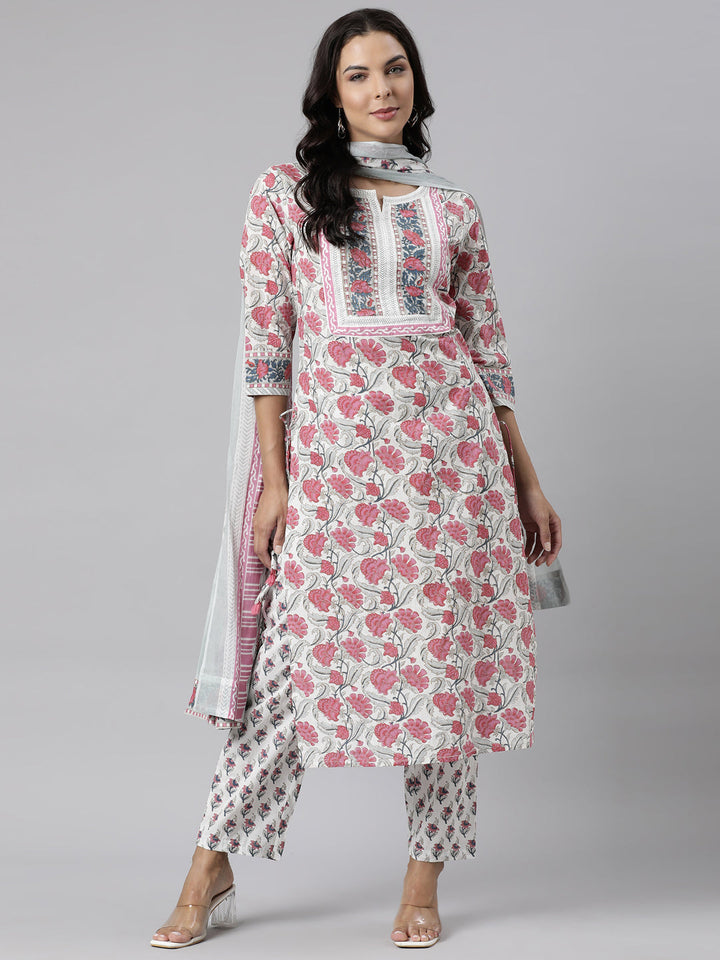 Neerus Pink cotton printed straight suit set - detail view 3