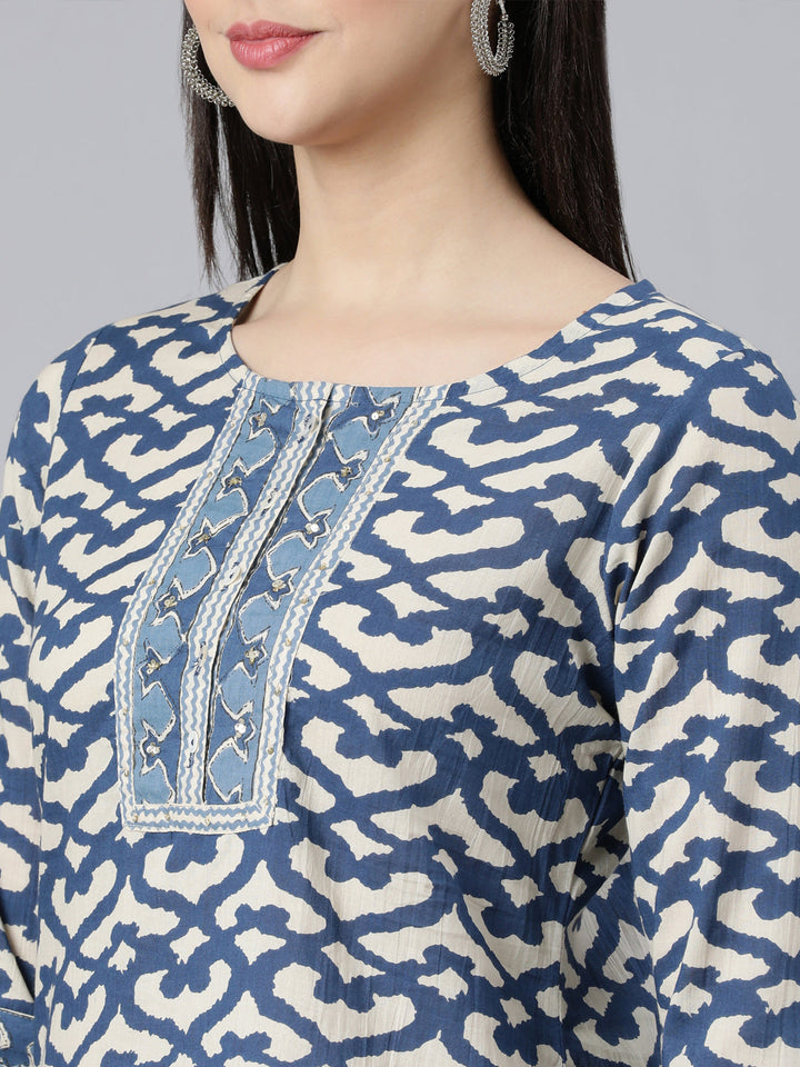Neerus Blue cotton printed straight suit set - detail view 2