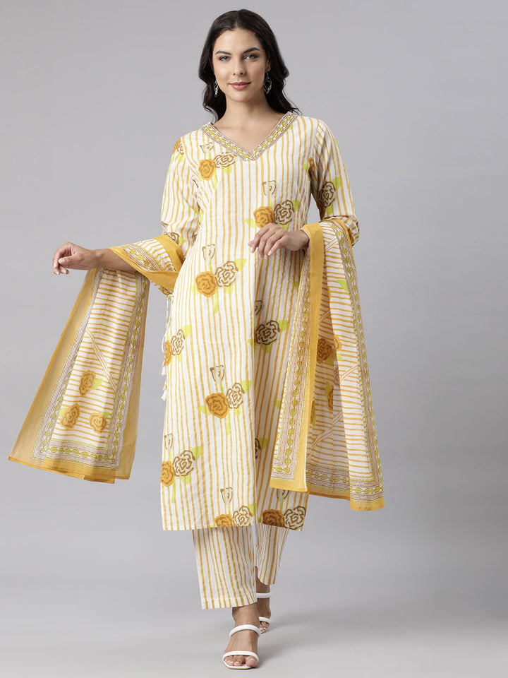 Neerus Yellow printed straight suit set - front view
