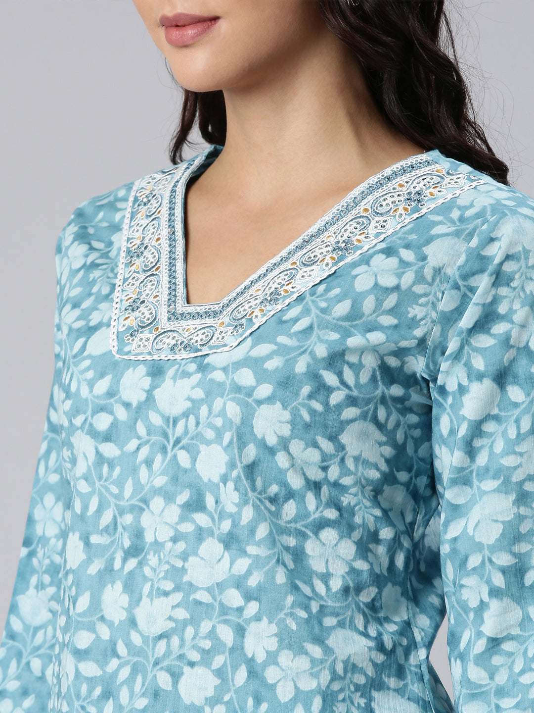 Neerus Green printed straight suit set kurta trouser dupatta - detail view 2