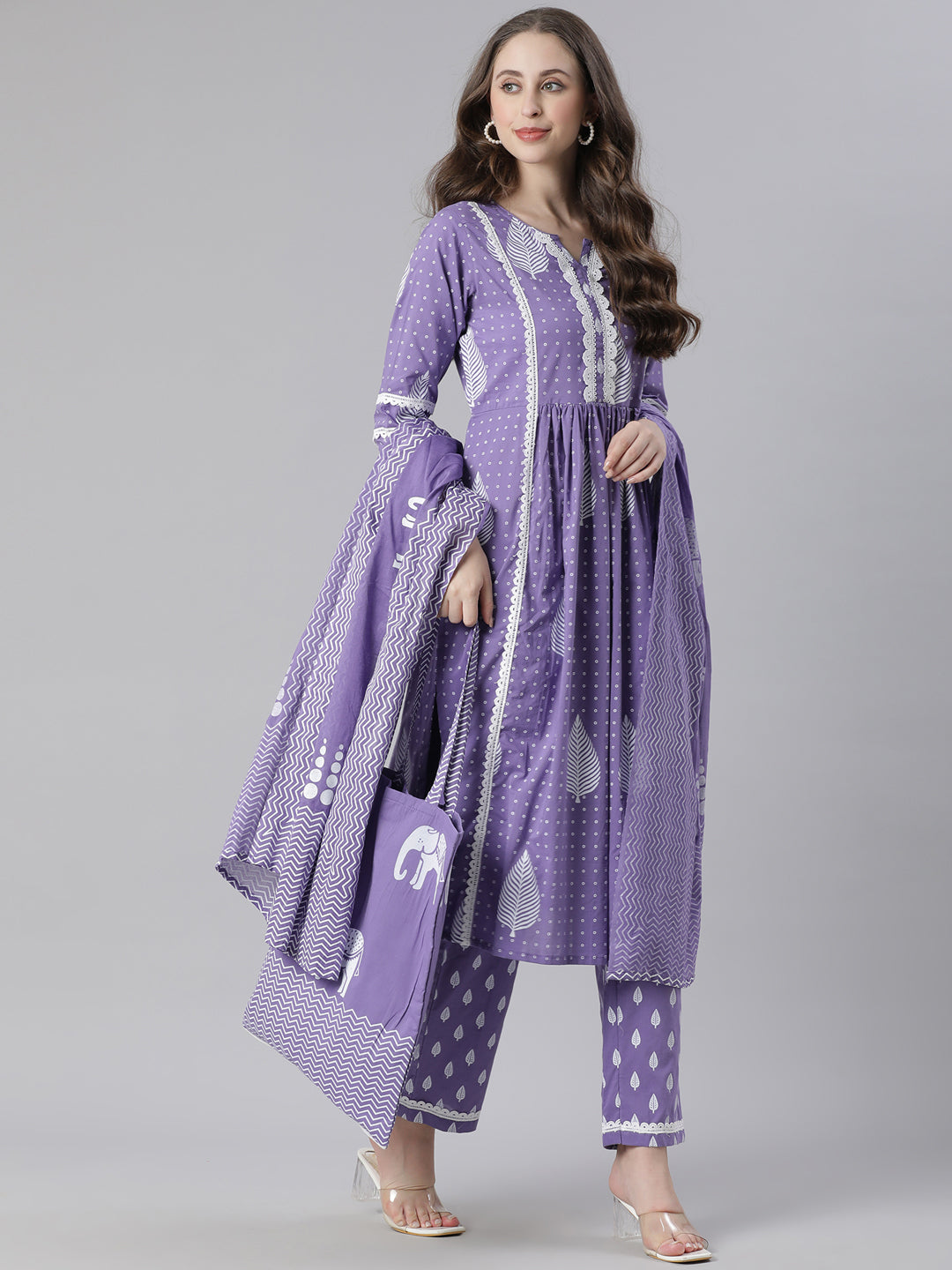Neerus Purple cotton printed suit set - detail view 2