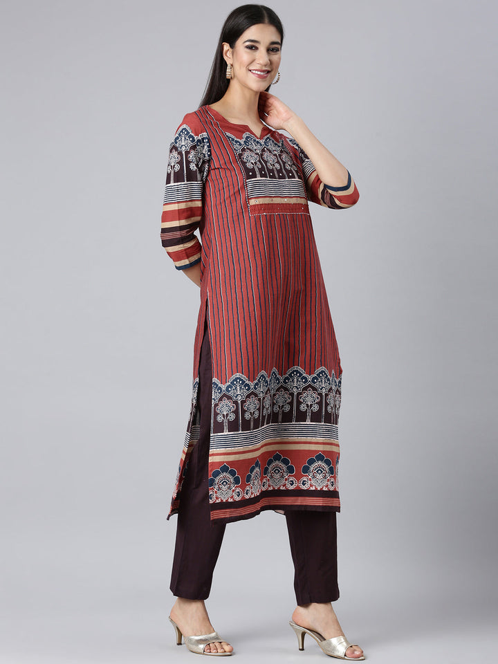 Neerus Maroon cotton printed straight suit set - back view