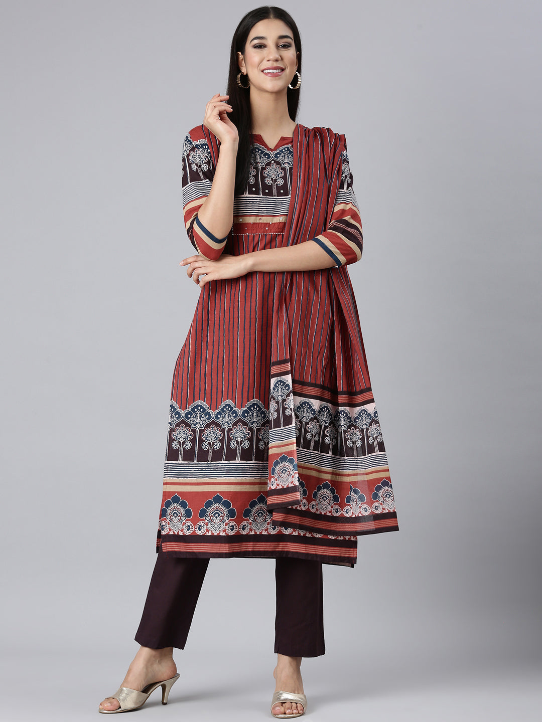 Neerus Maroon cotton printed straight suit set - detail view 2