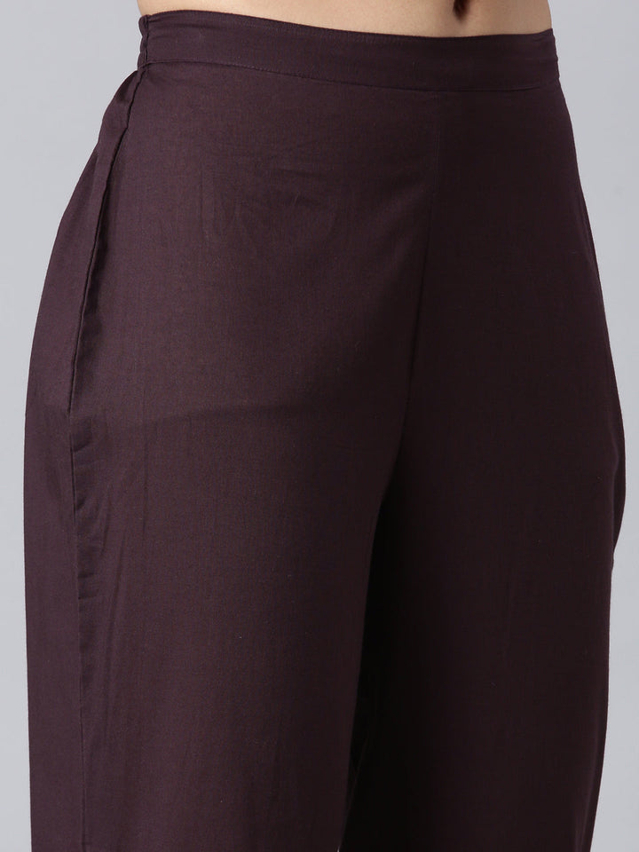 Neerus Maroon cotton printed straight suit set - detail view 3