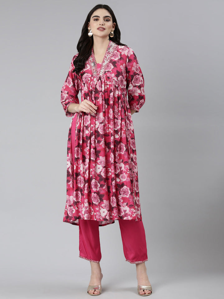 Neerus Pink shantoon printed kurta set with trousers - detail view 2