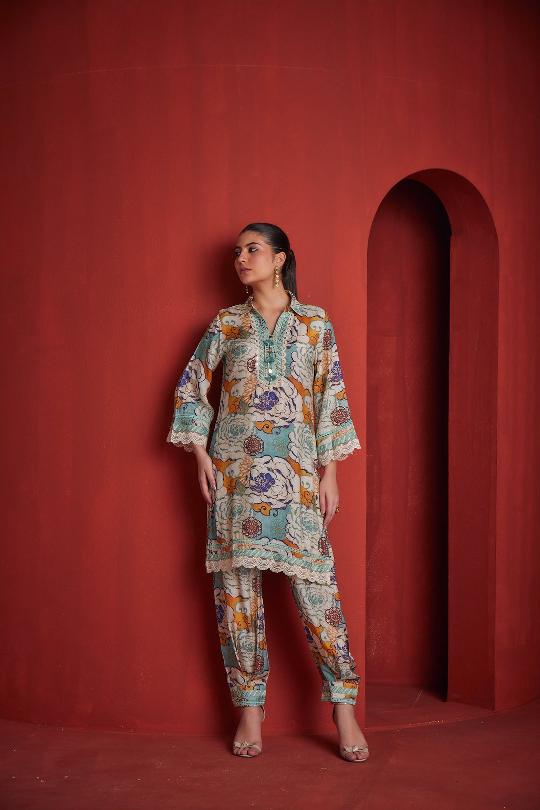 Neerus Green cotton printed kurta set - back view