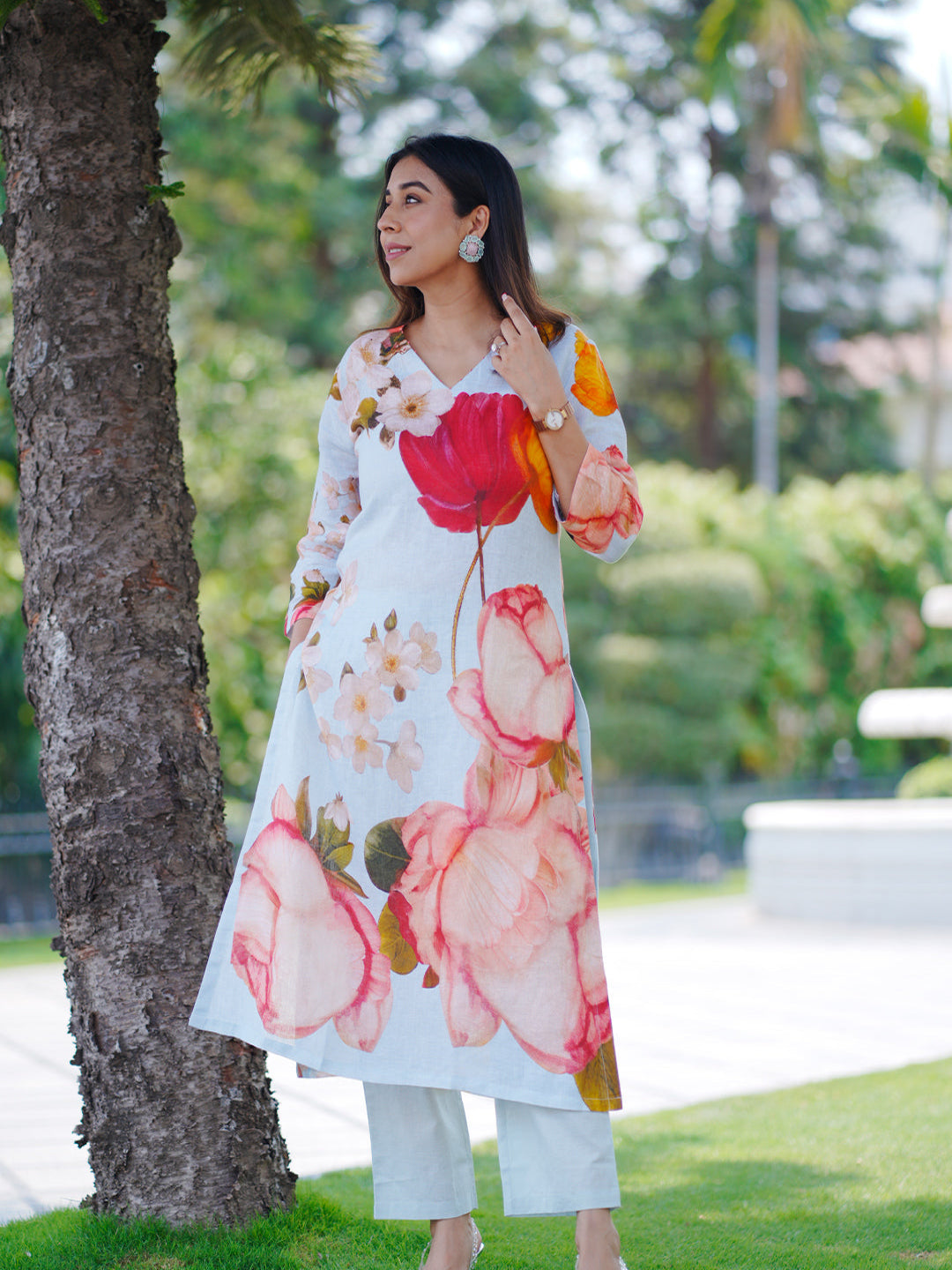 Neerus Blue linen printed kurta set - side view