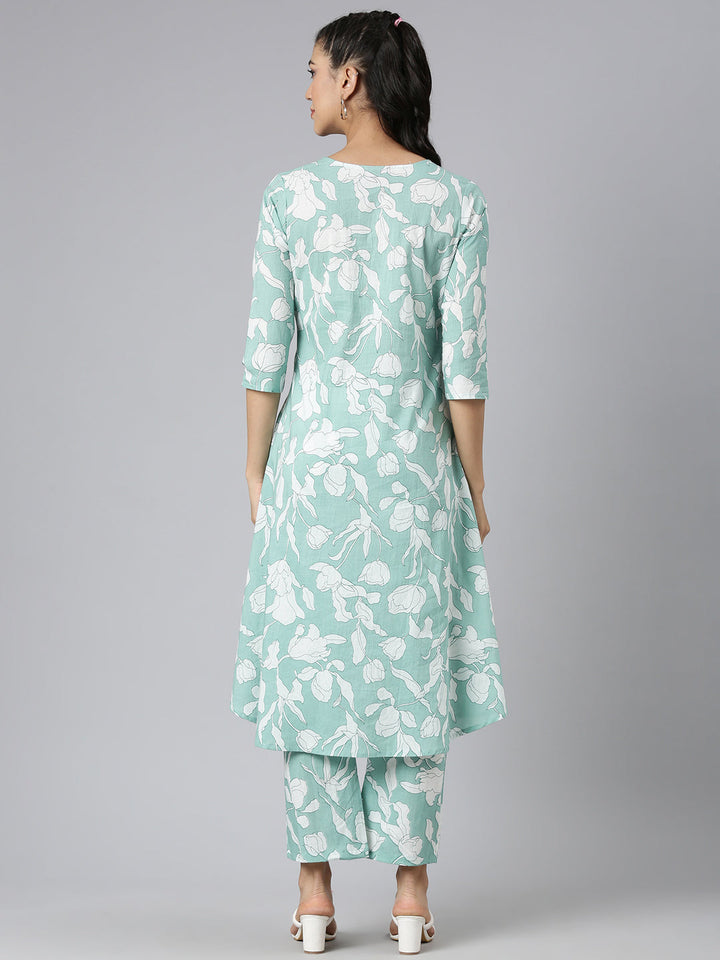 Neerus Green Casual Printed Curved Kurta and Trousers