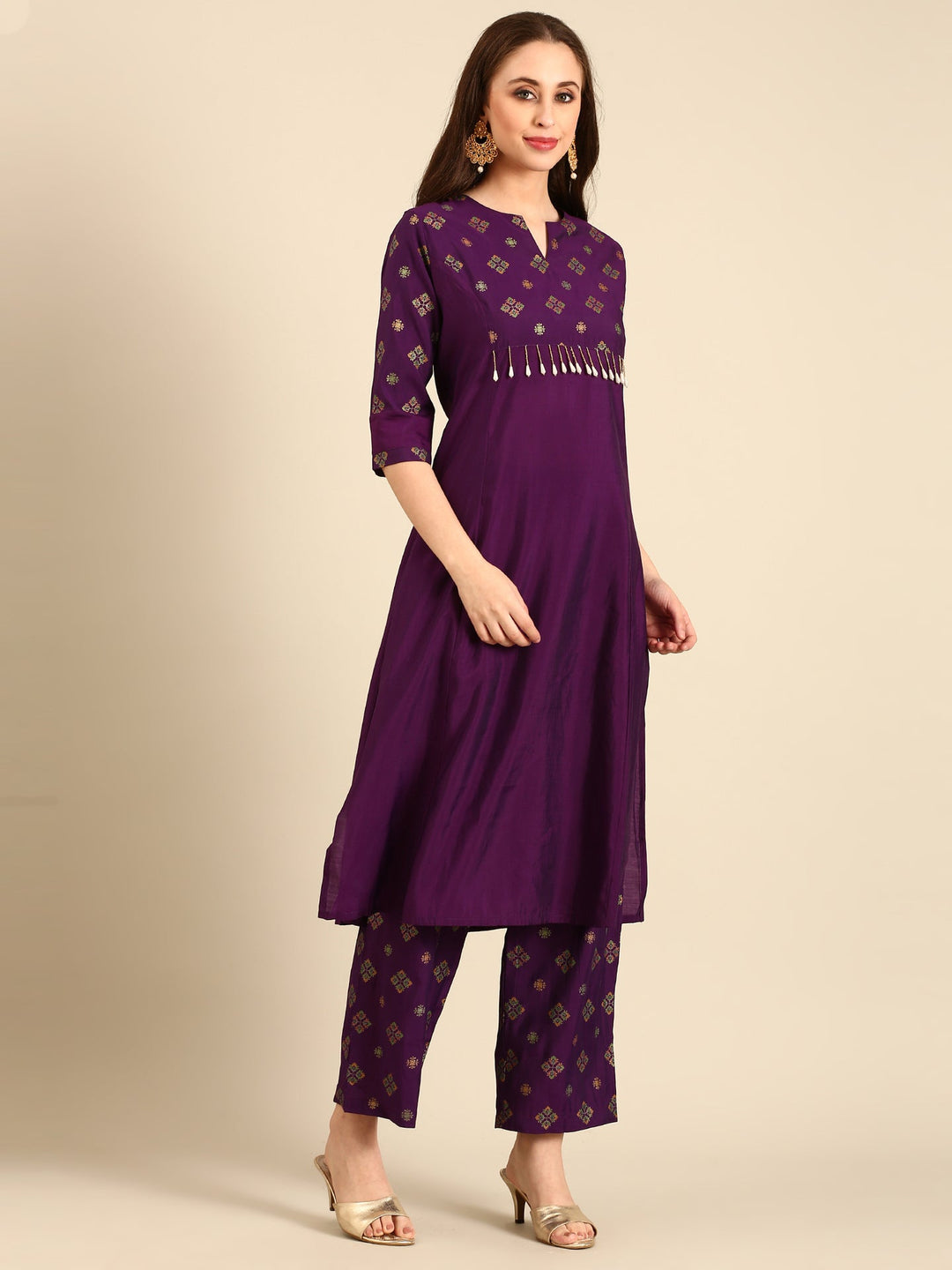 Neerus Purple muslin printed suit set with Banarasi dupatta - back view