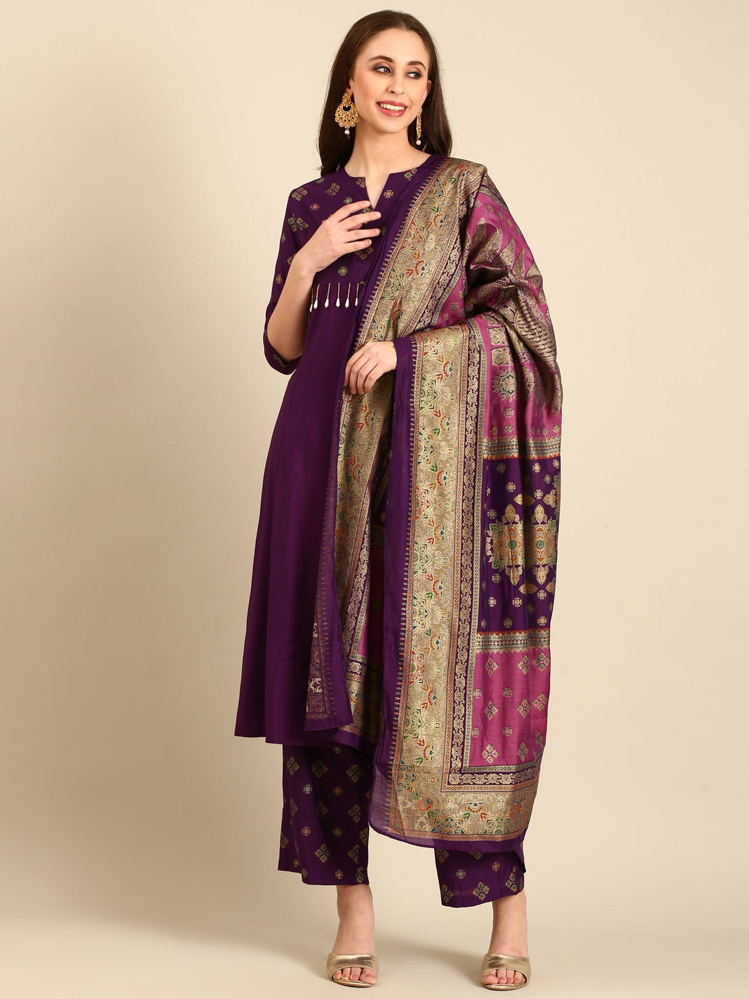 Neerus Purple muslin printed suit set with Banarasi dupatta - detail view 2