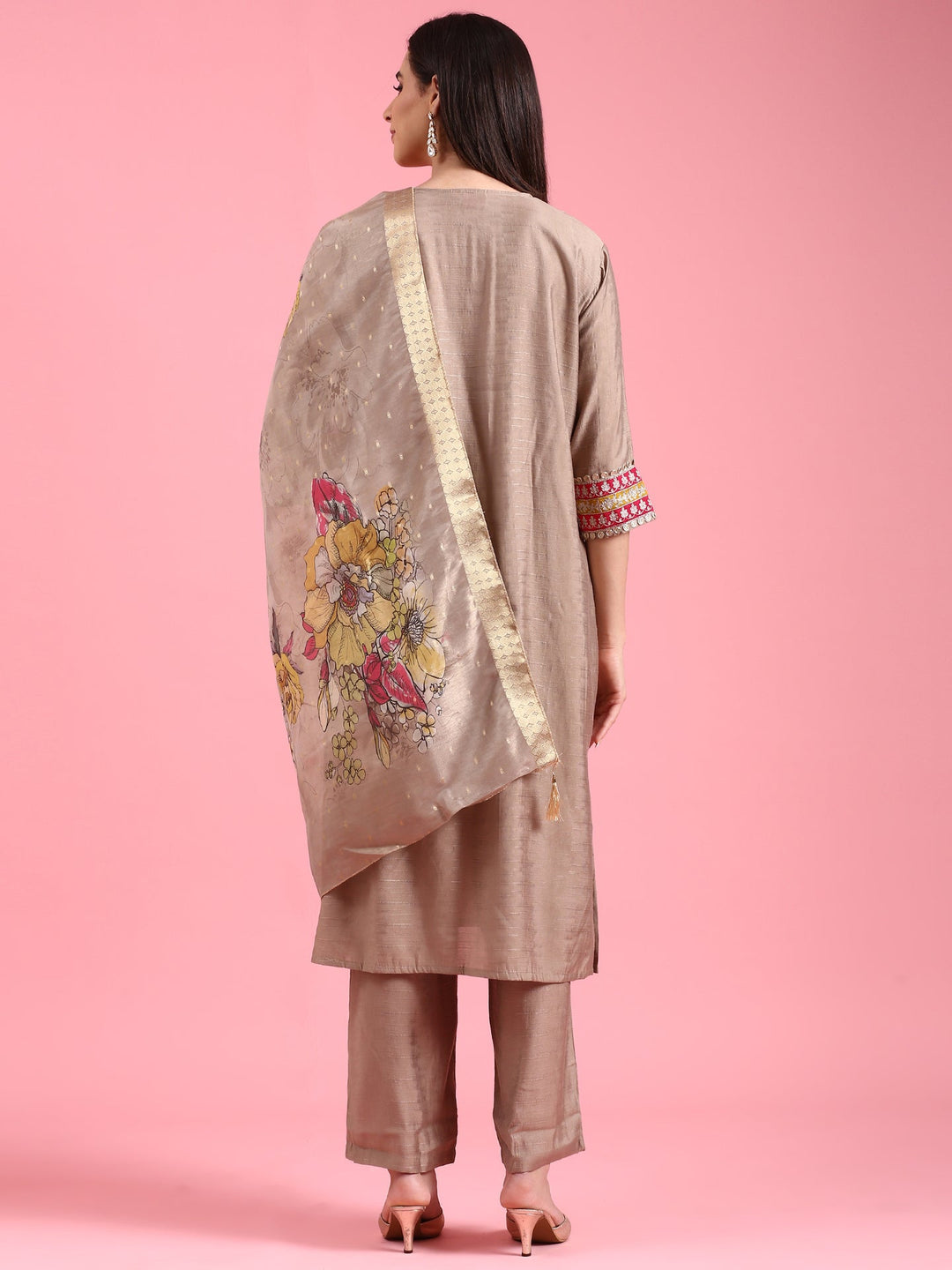 Neerus Beige modal solid suit set - side view