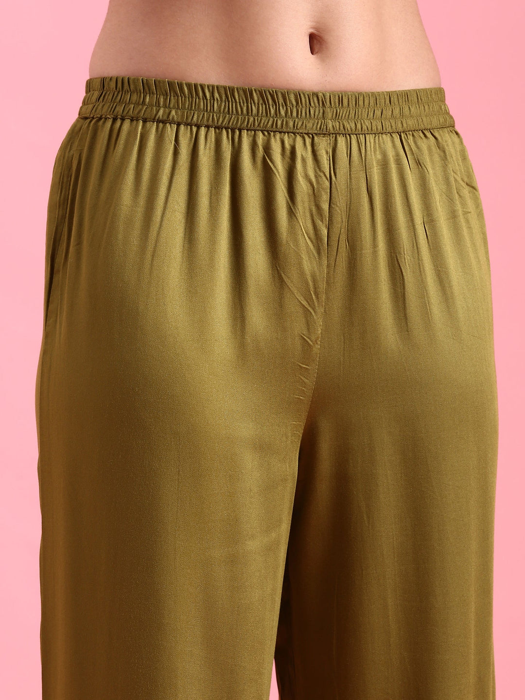 Neerus Green rayon solid kurta set - detail view 4