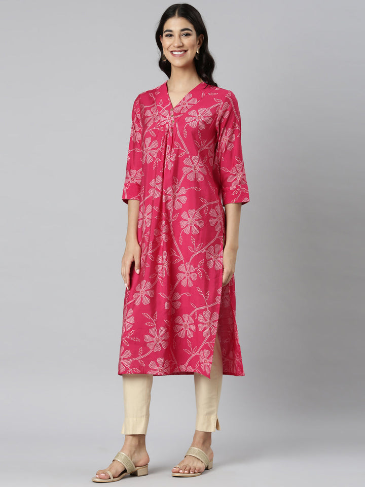 Neerus Red Casual Bandhani Straight Kurtas