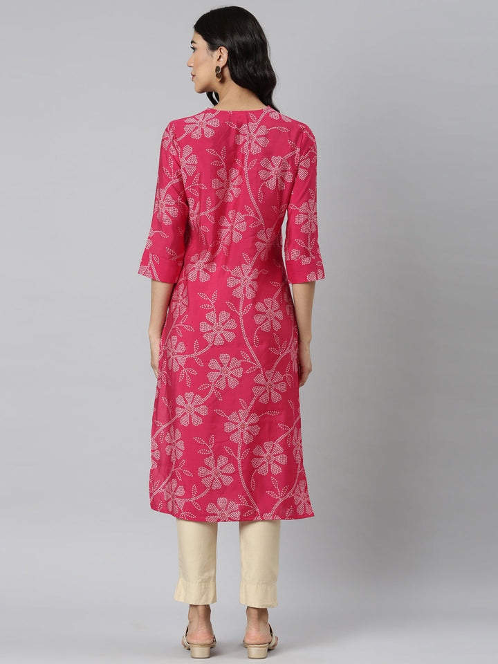 Neerus Red Casual Bandhani Straight Kurtas