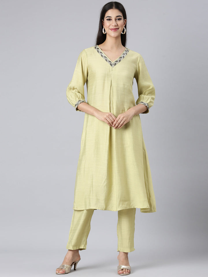 Neerus Green Solid Straight Kurta and Trousers