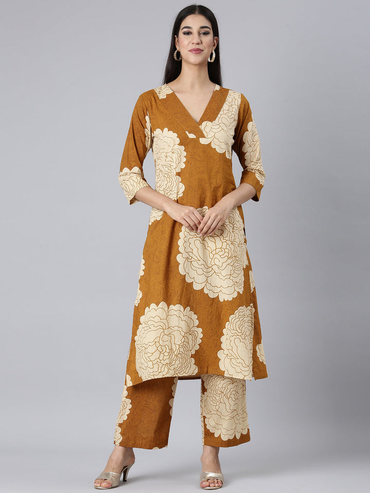 Neerus Mustard Printed Straight Kurta and Trousers