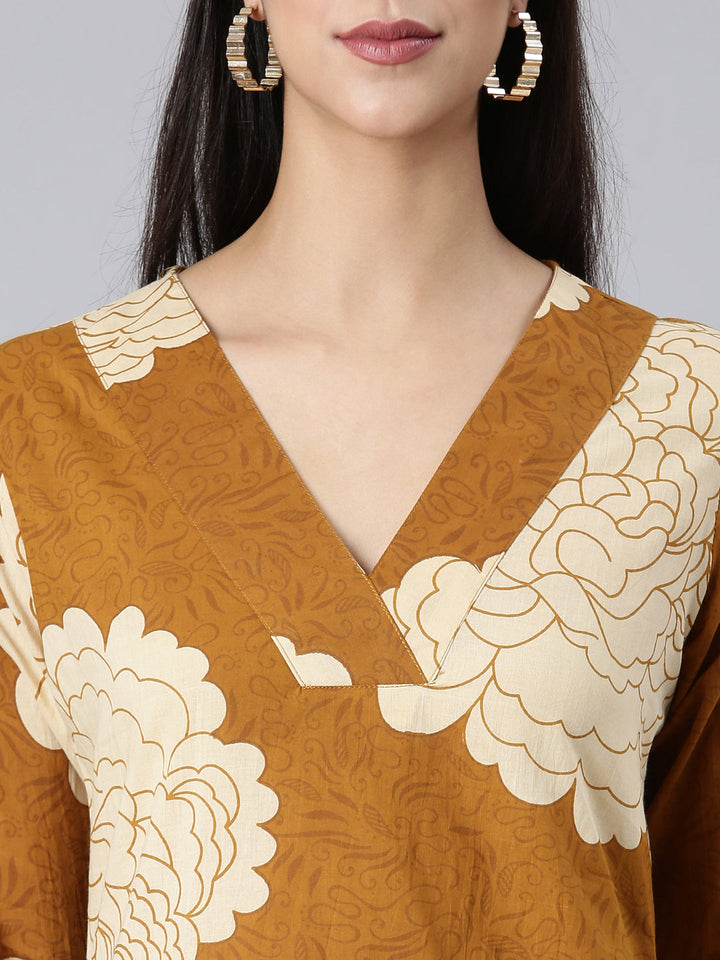 Neerus Mustard Printed Straight Kurta and Trousers