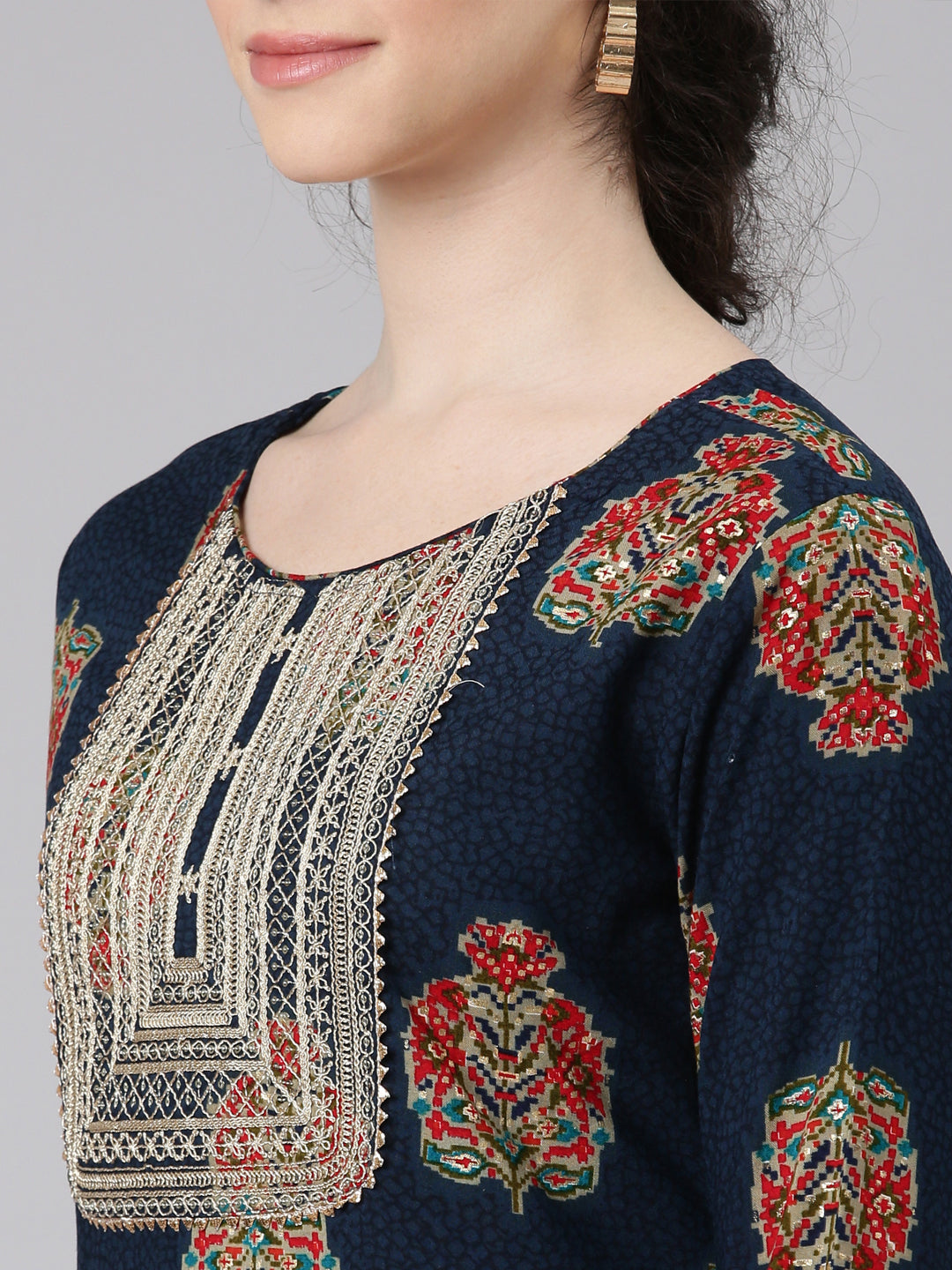 Neerus Blue printed floral straight kurta - detail view 1