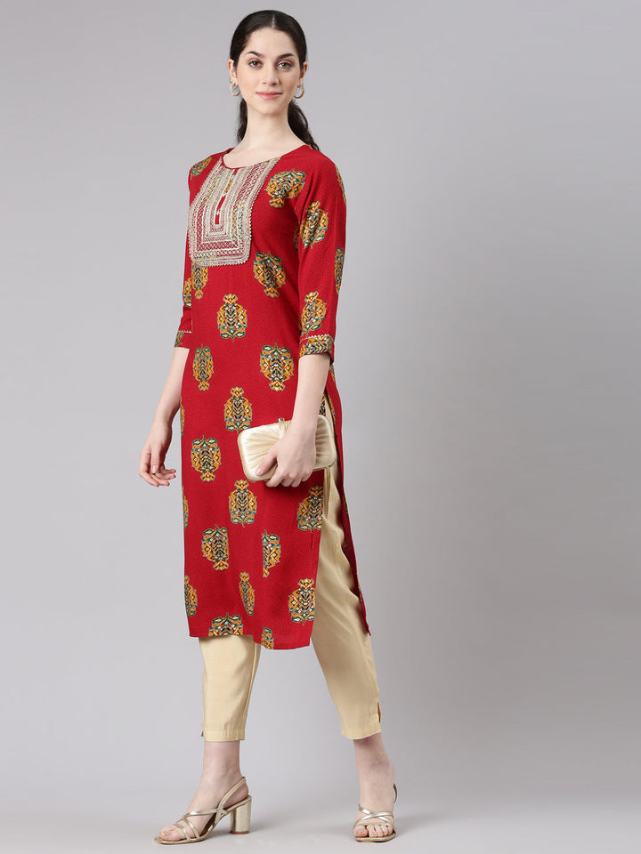 Neerus Red rayon printed straight kurta - detail view 2
