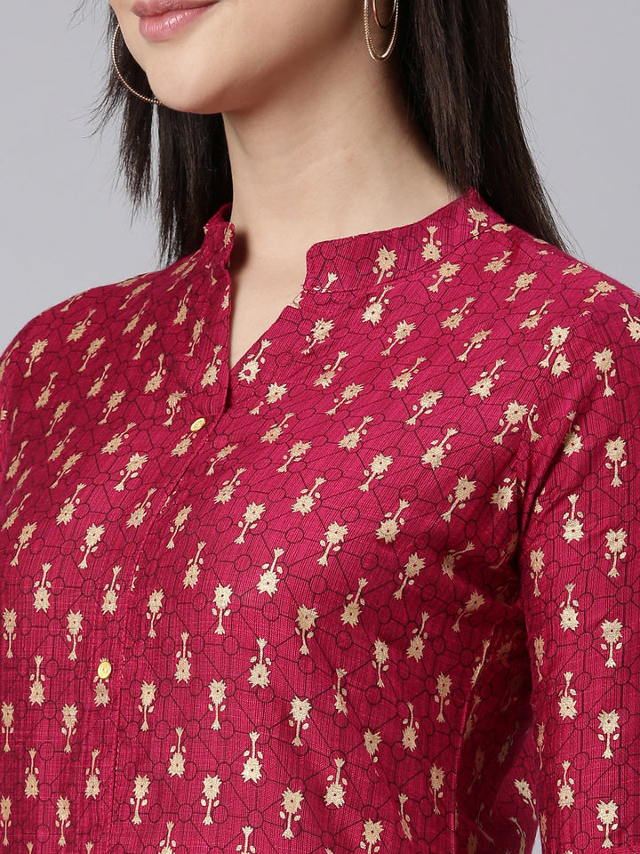 Neerus Pink floral printed straight kurti - detail view 1