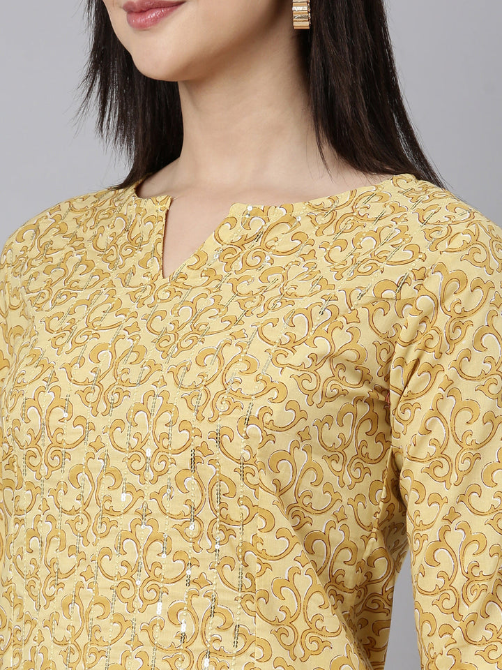 Neerus Yellow printed floral straight kurti - detail view 1