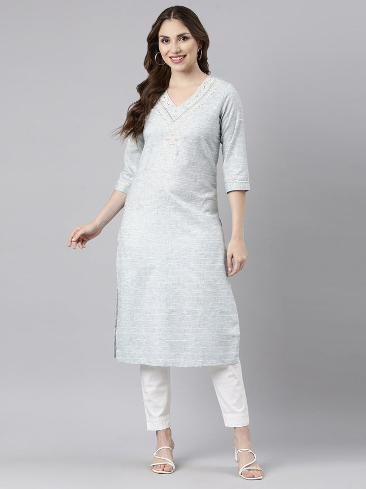 Neerus Green cotton printed straight kurti - detail view 2