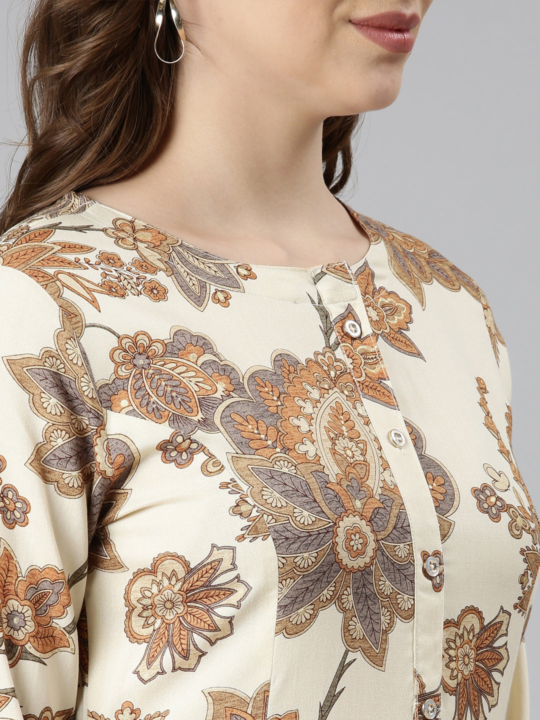 Neerus Beige floral printed straight kurta - detail view 2