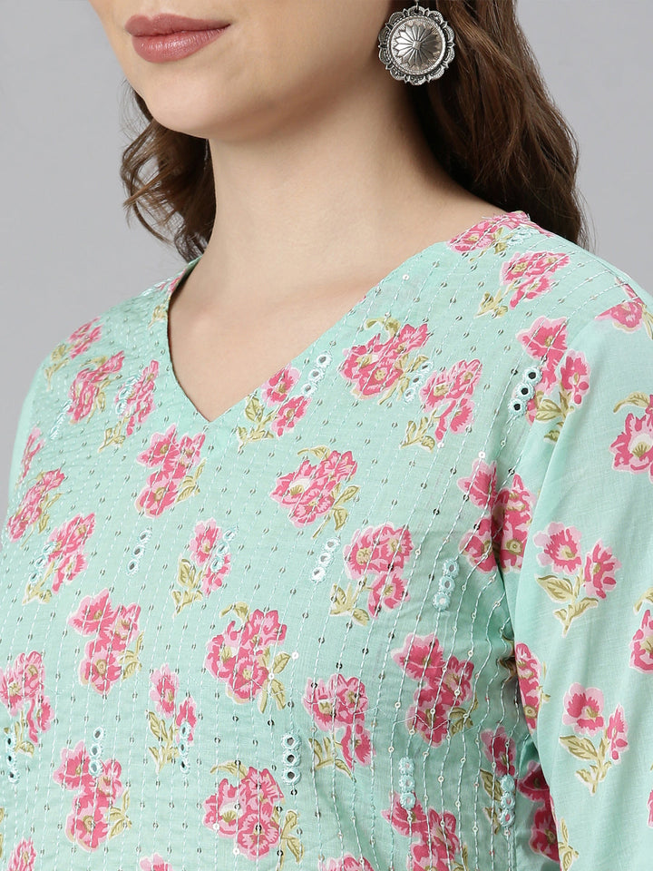 Neerus Green floral printed straight kurti - detail view 2