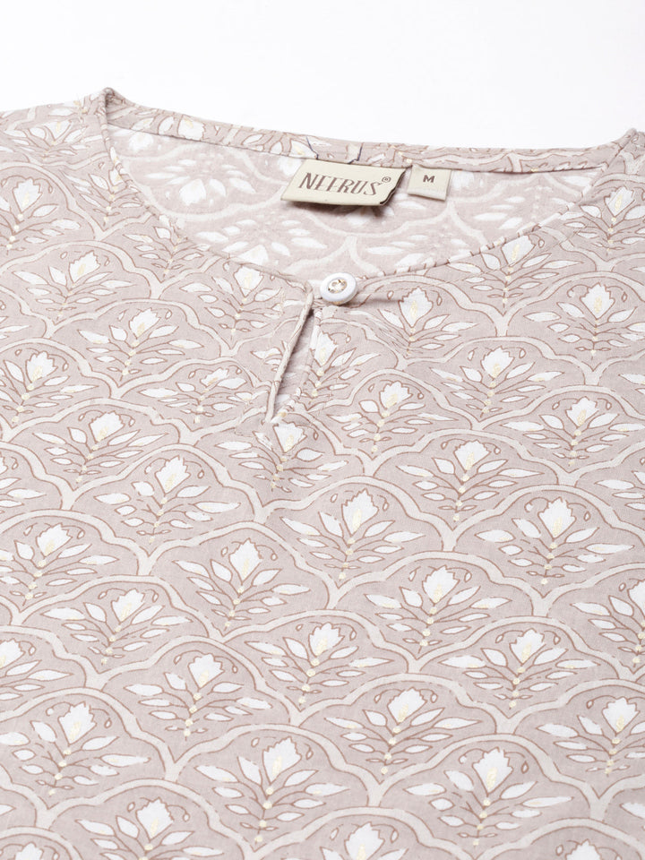 Neerus Brown printed floral straight kurta - detail view 3