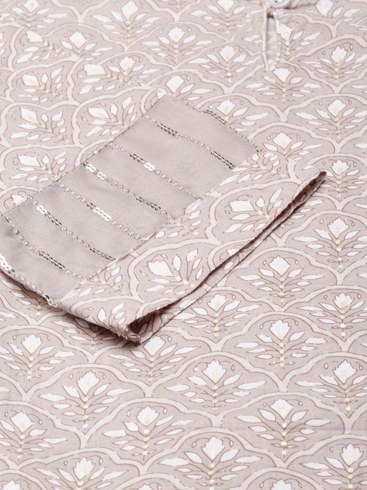 Neerus Brown printed floral straight kurta - detail view 4