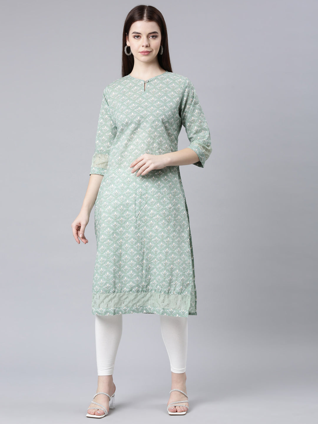 Neerus Green cotton printed straight kurta - detail view 5