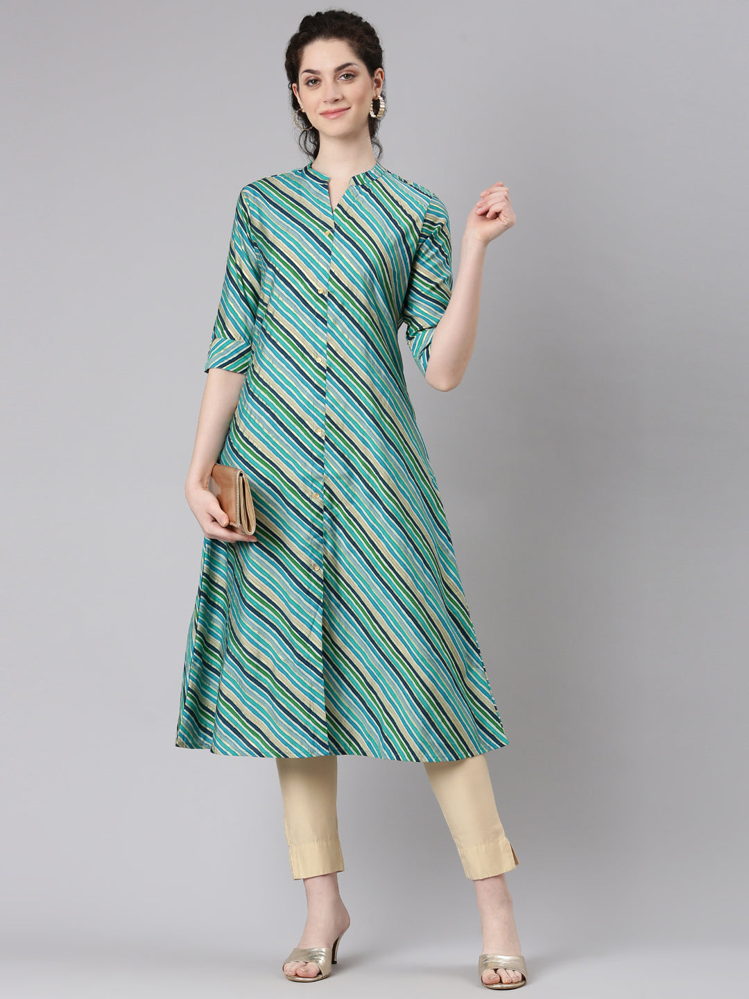 Neerus Green cotton straight kurti - detail view 2