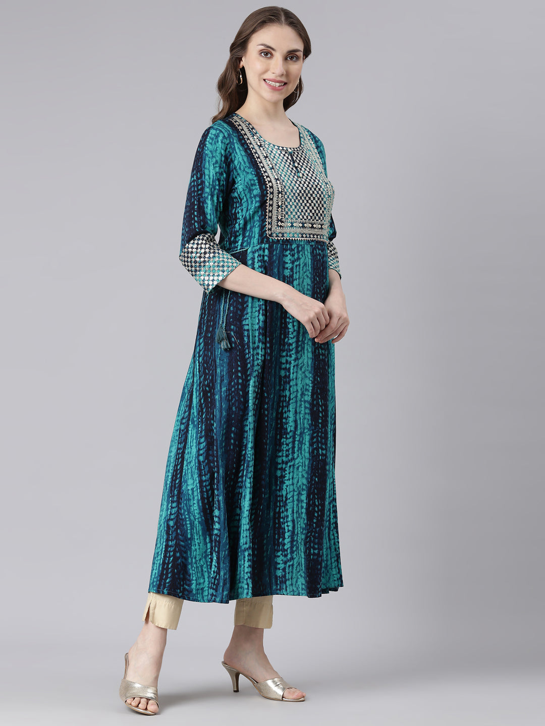 Neerus Green rayon printed anarkali kurti - side view