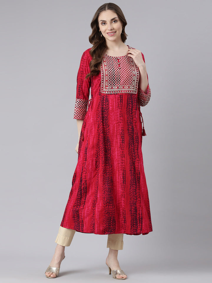 Neerus Pink rayon printed anarkali kurta - detail view 3